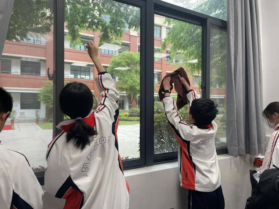 原创南京市科利华中学紫金分校劳动最光荣这所学校的劳动周意义非凡