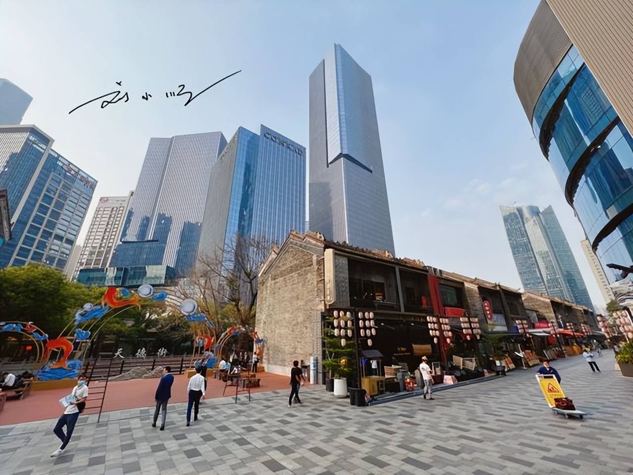 的开放式商场,地铁不能直达,好多游客都不知道_天德_珠江新城_广场