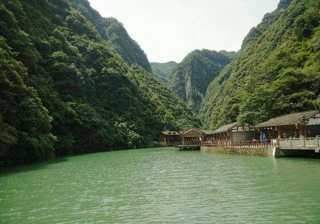 重庆被忽视的大峡谷，是距离主城区延伸最近、最原始的生态峡谷