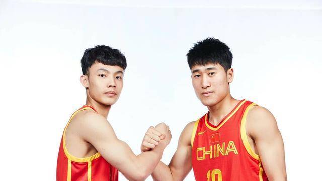 中国男篮集训带7名后卫,姜伟泽,高诗岩,贺希宁能替换掉谁?