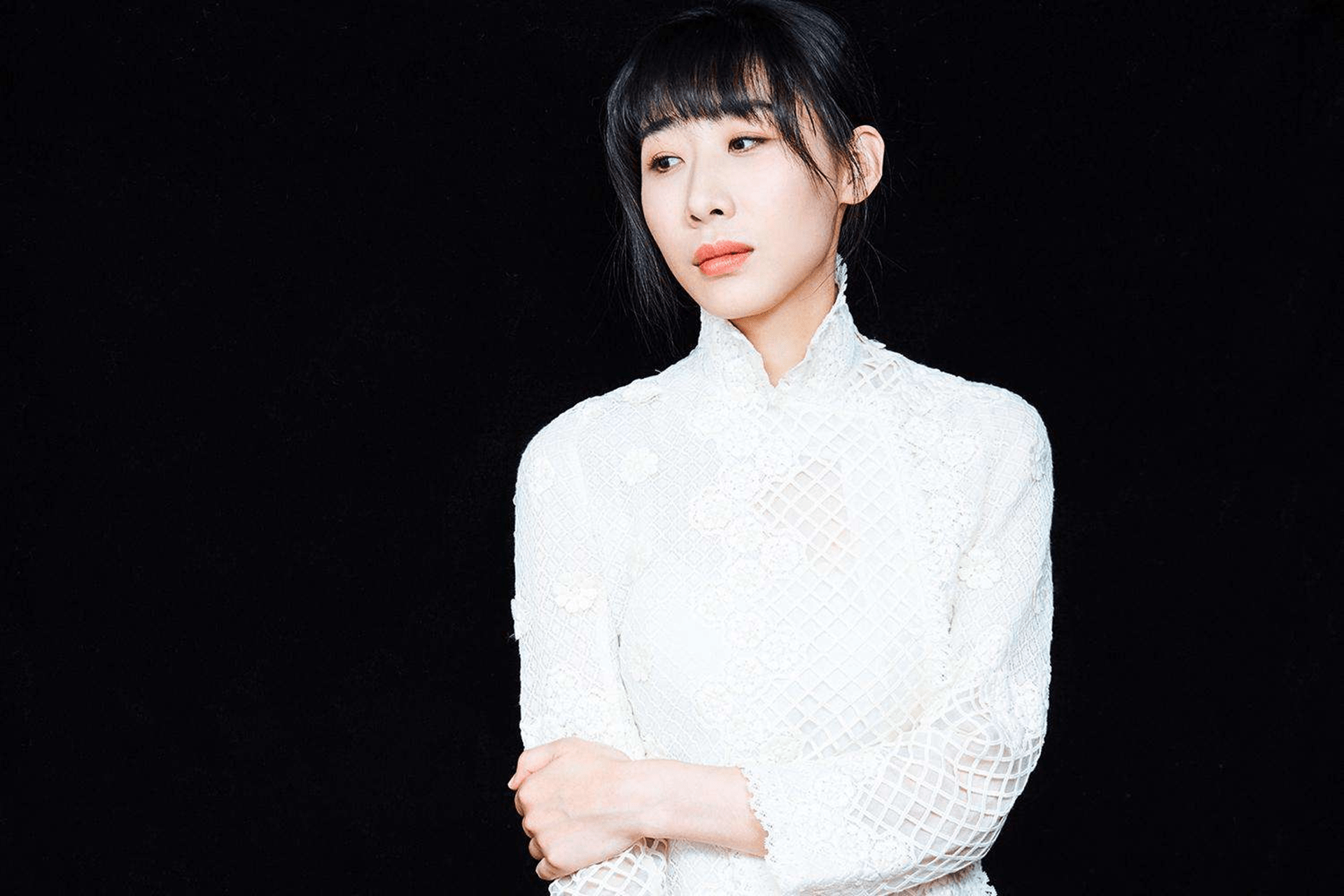 她哭着笑像极了女"疯子",但每一滴泪都能插进你的心_任素_张一曼_观众