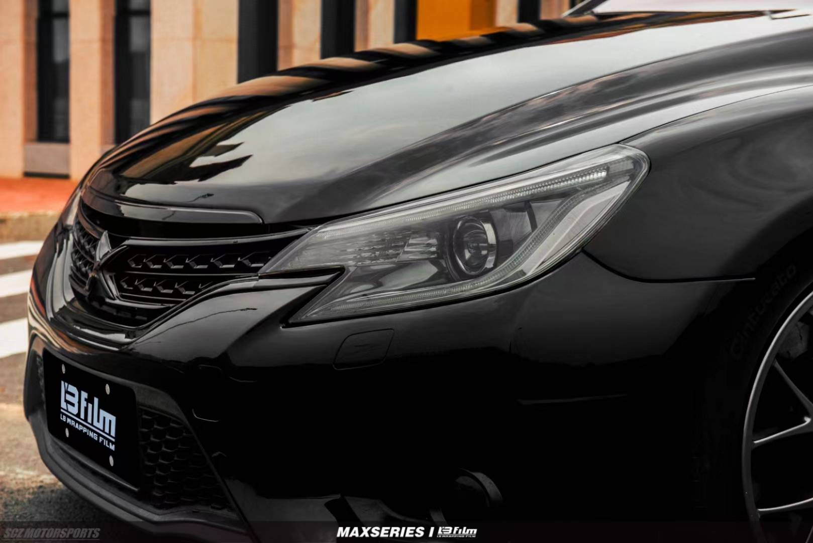 丰田锐志lbfilm改色膜pet修复钢琴黑