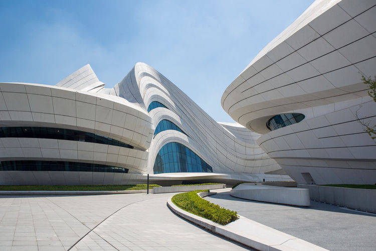 原创长沙一新地标造型奇特似花朵从开工时6767备受瞩目饱受争议