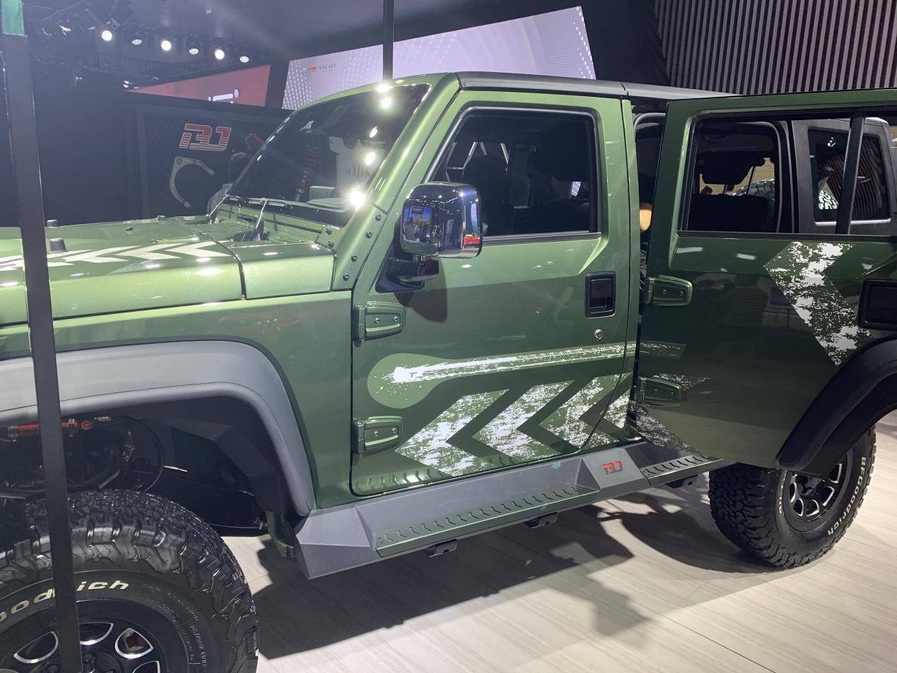 北京bj40雨林穿越版原厂改装一步到位