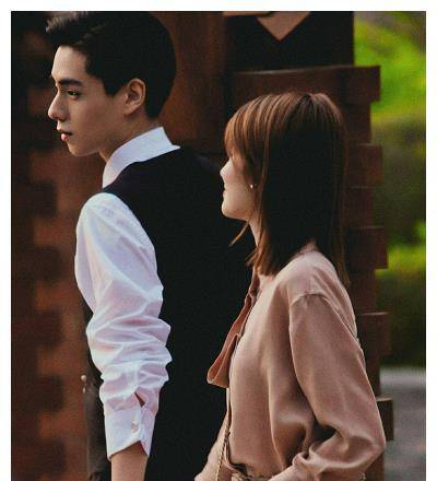 原创乔欣过生日胡一天发12块2毛8分的红包看到杨紫我滴个乖乖