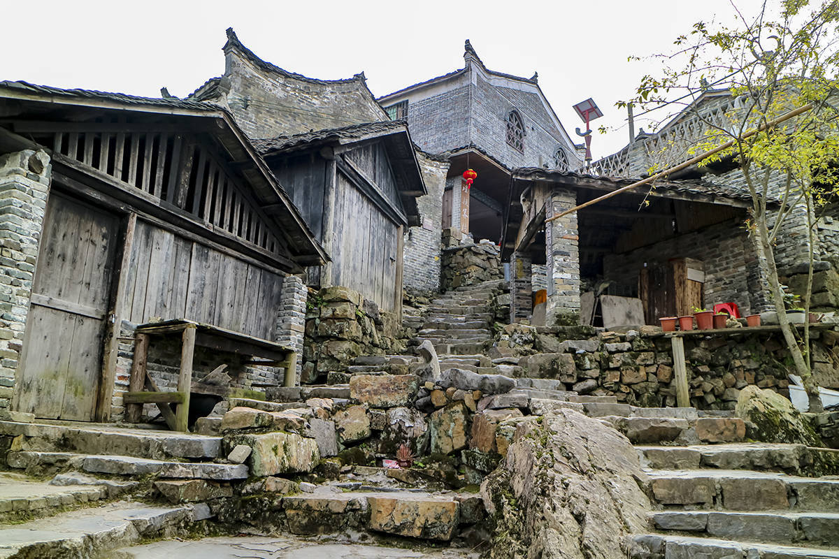 瑶寨建筑特点图片