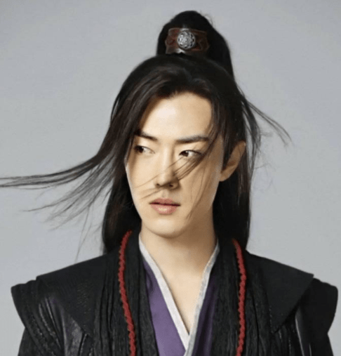 《陈情令》初版定妆照公开,肖战一身白衣不上镜,刘海太厚显沧桑_服装