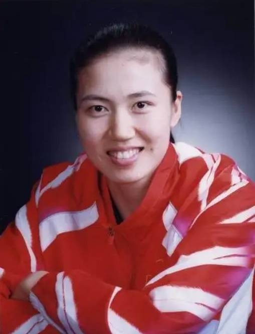 周苏红照顾瘫痪丈夫5年,为何突然改嫁大9岁富商?_汤淼_浙江_因为