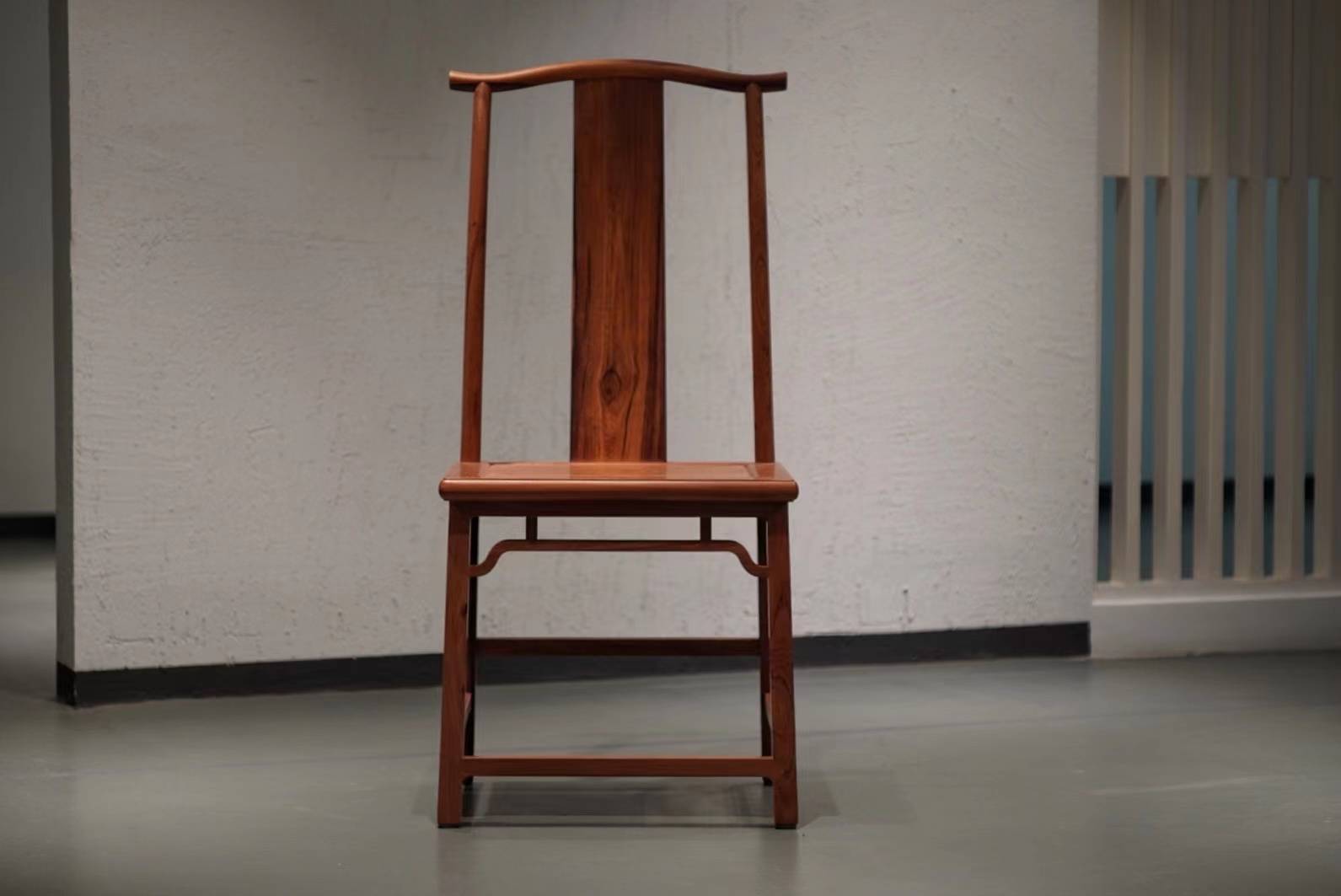 红木圆餐桌应该怎么选?一套白酸枝精品圆桌,太美_整体_桌面_变化