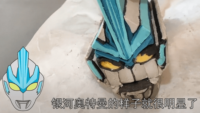 原创甜品师将奥特曼做成饼干到底是哪一步没跟上成品绝了