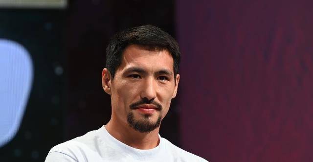 原创贾尼别克用两个回合击败对手下一个对手会是杰米蒙圭亚