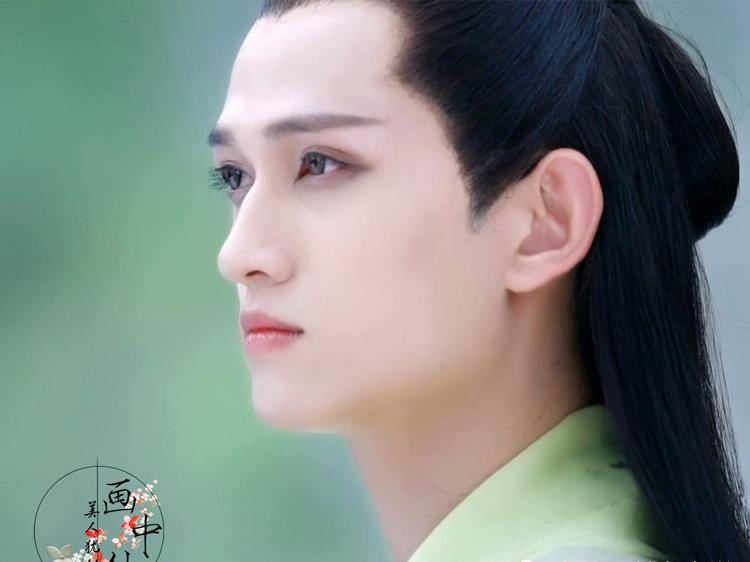 因为《花千骨》中饰演的杀阡陌而被大众熟知的马可,其哥哥马赫也是