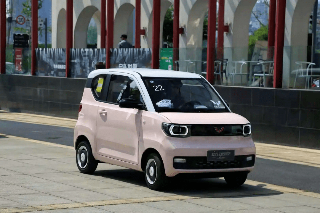 比亚迪推出小型纯电车,定价或不超10万_搜狐汽车_搜狐网