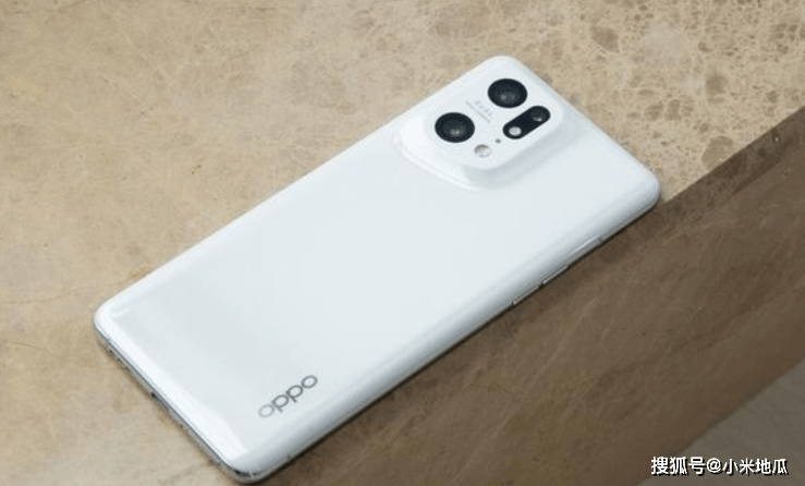 在众多4纳米新机中,oppo find x5pro表现相当出色,尤其是天玑9000版本