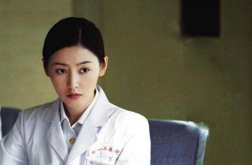 张天爱主演军旅剧《和平之舟》,她在剧中饰演了一个怎样的人物?