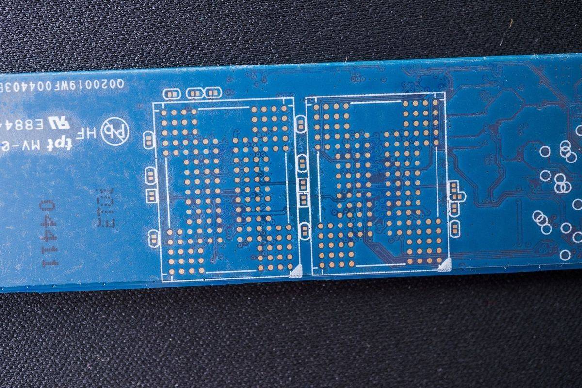 "鸡头" 还是 "凤尾"?固态硬盘,pcie4.0仅比pcie3.