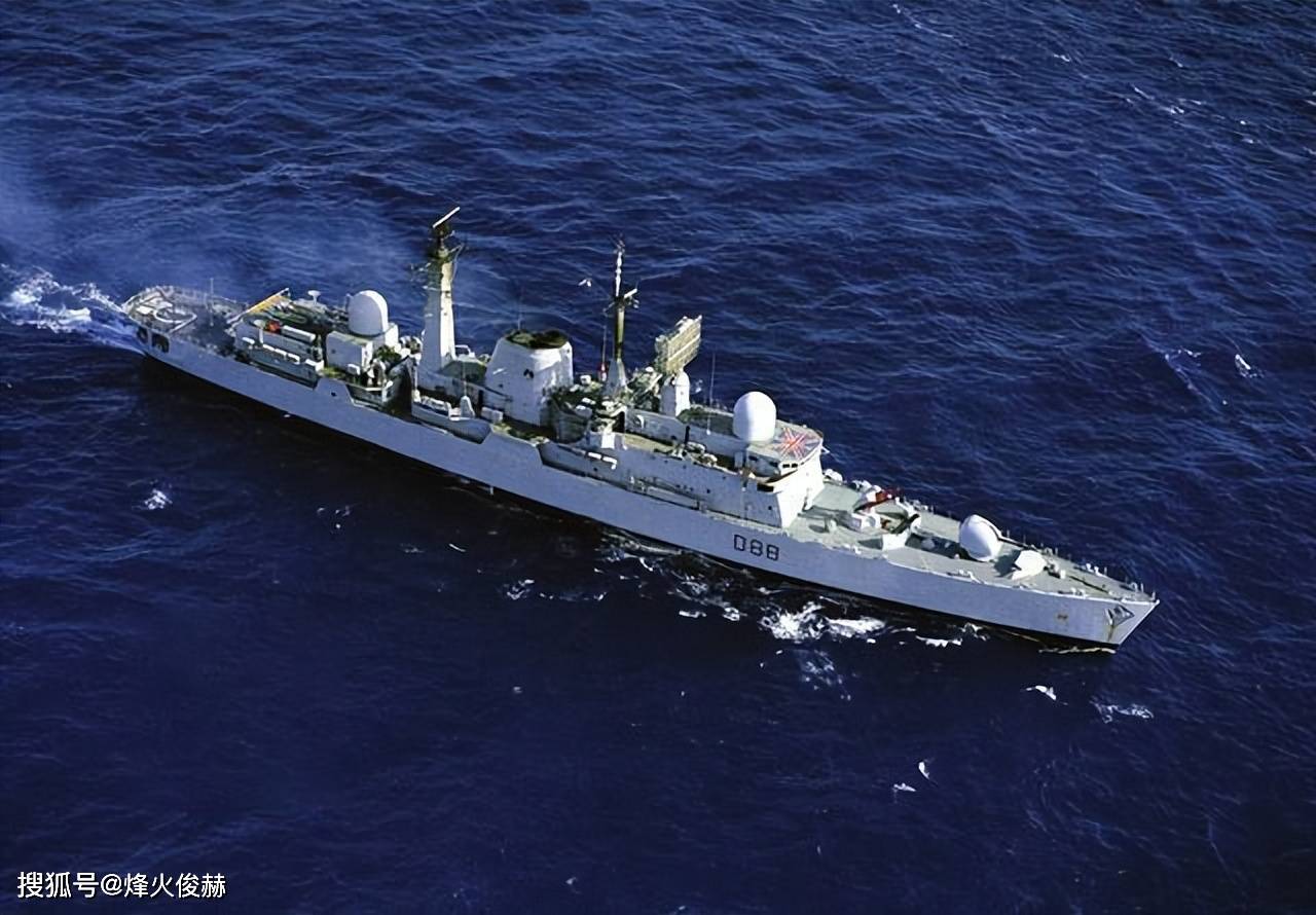 原創老照片被擊沉的4150噸英國軍艦慘勝如敗的榮耀