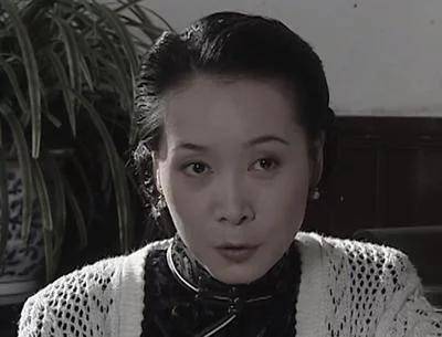 原创1935年贵州军阀王家烈下野他妻子万淑芬结局怎样