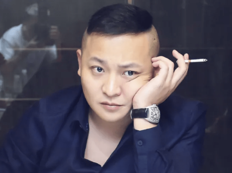 原创网红天津李四急眼怒骂二驴老方丈调解无果直播飙脏话有病