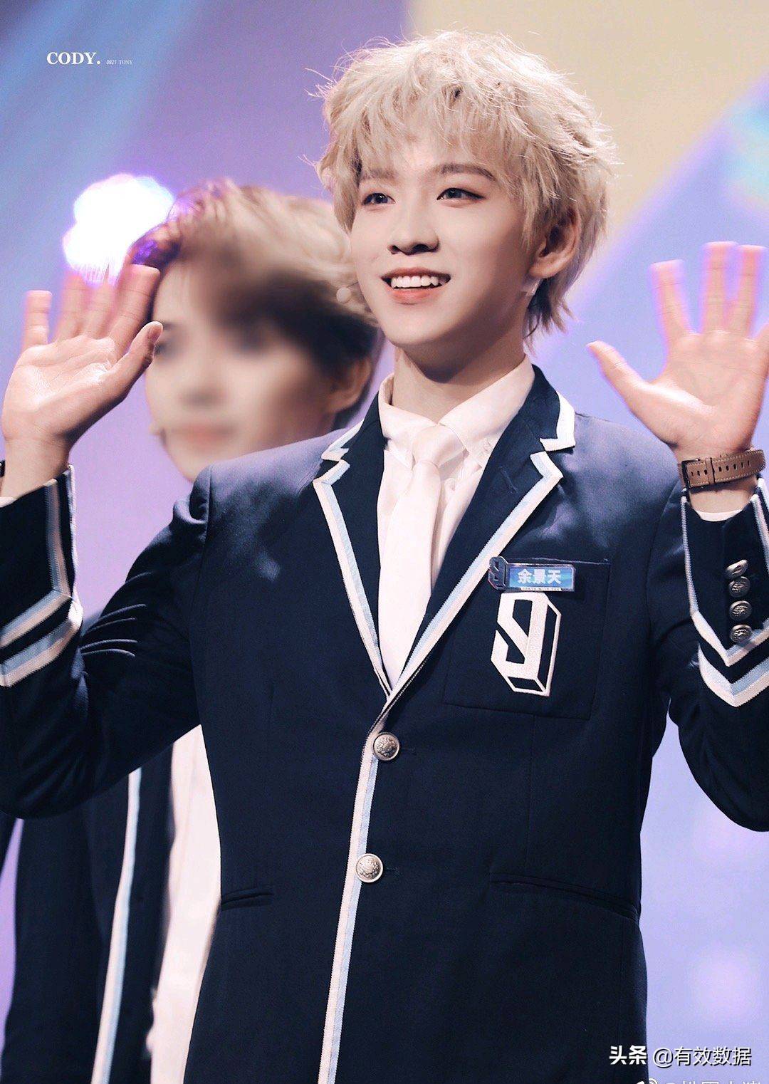 原创青春3停录余景天退赛艺人双重身份娱乐圈操作令人担忧