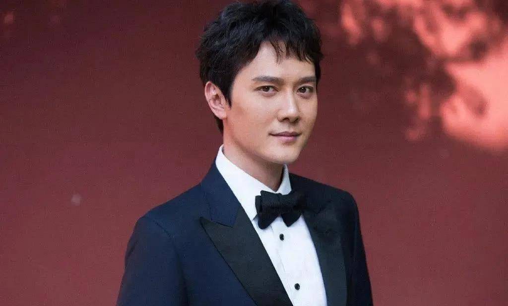 原创美女收割机冯绍峰的猎艳往事和他背后隐藏的女星们