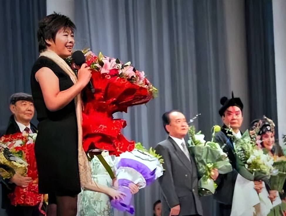 原创才女于丹从容面对短板狂风暴雨中幸有丈夫女儿相伴