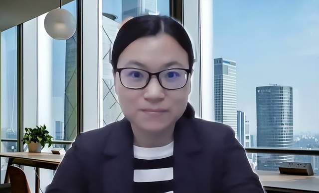 该名老师也有参与连线,人们这才发现原来这名在清华担任实践课老师的