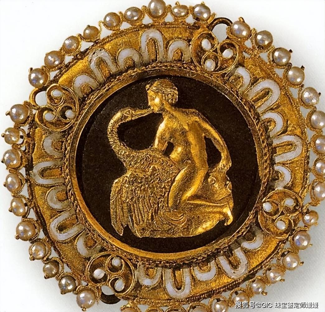 原创             雕塑版“蒙娜丽莎”，不仅是黄金饰品，也是充满文艺气息的艺术品