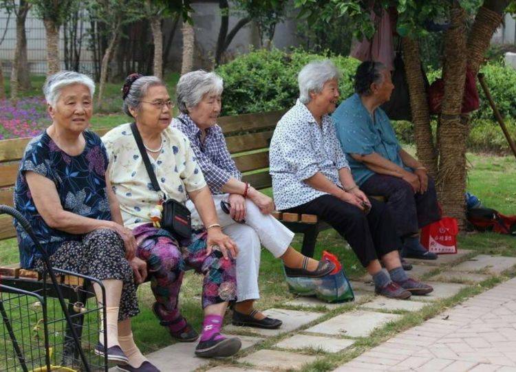 一位94歲奶奶坦言不合群才是晚年健康長壽的秘訣