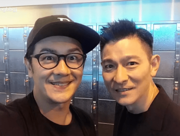 陈浩民追星刘德华太激动,晒与大8岁天王旧照,自曝喜爱天王原因_平台