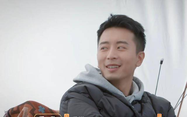 钱健夫(外号"前夫哥")的回答特别的搞笑,他表示,他四十多岁时可能要