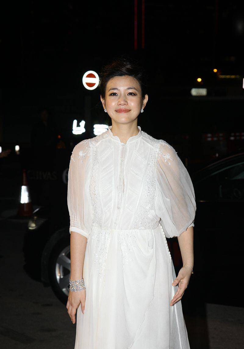 陈妍希婚前多次被卷入丑闻,陈晓终究成了冤大头_妻子_倪安东_送祝福