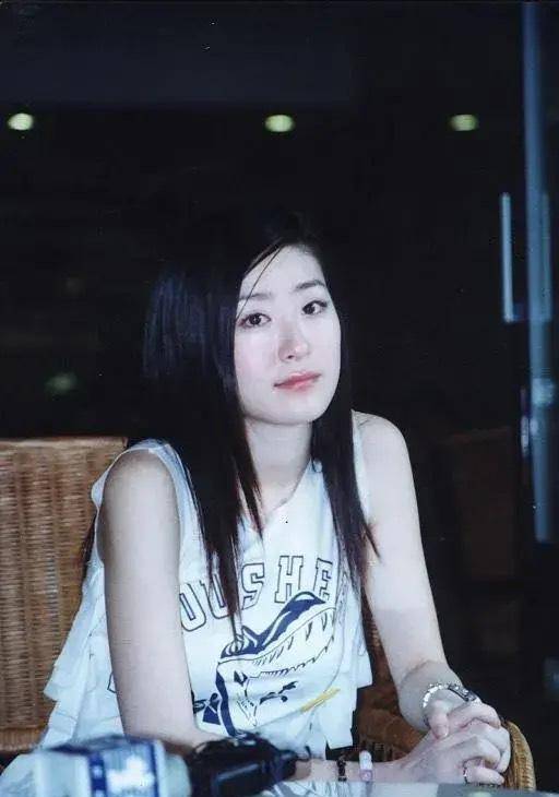 入围者不光参演《少林足球》,还会成为周星驰公司首位签约女演员_李卉