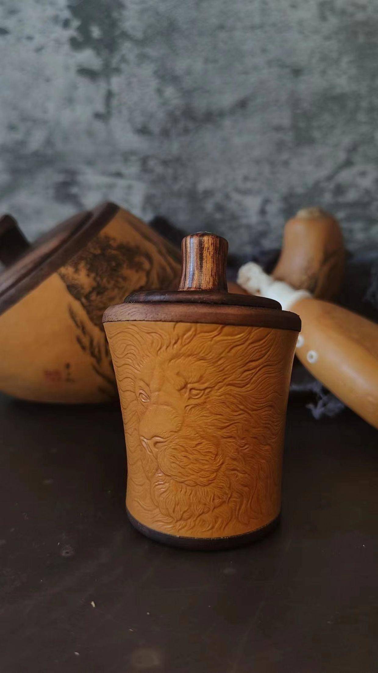 吕瑞烙画葫芦艺术师友作品展一