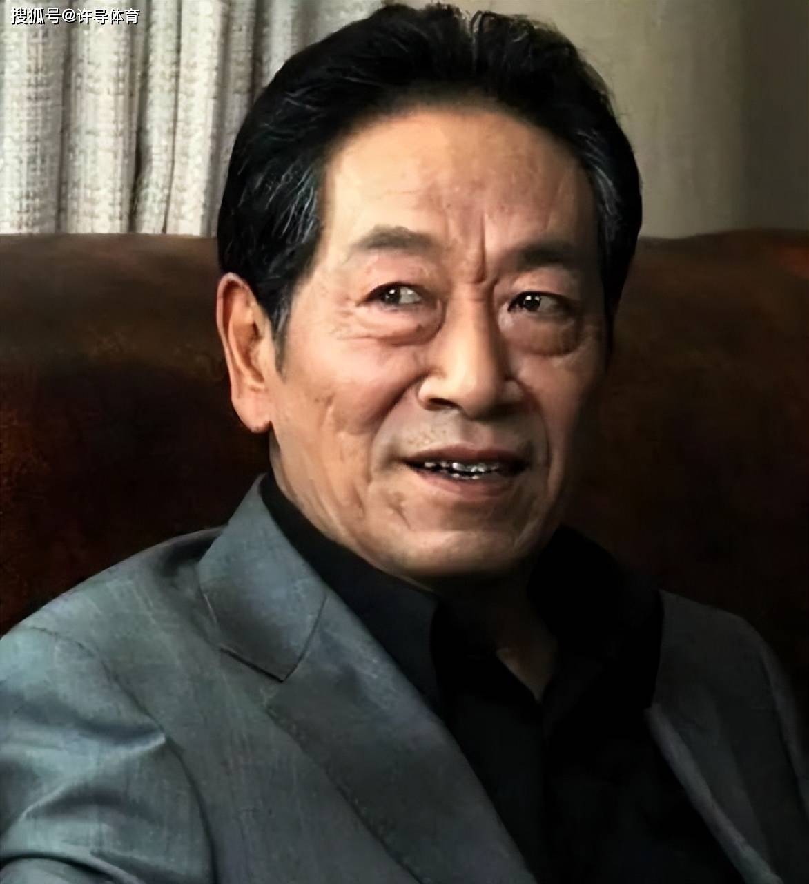 原创反派专业户王奎荣二婚娶小37岁美娇妻晚年得女却力不从心