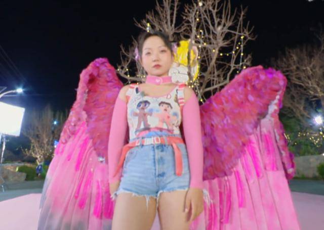 原创辣目洋子调侃和郭麒麟办喜宴郭麒麟本能反应绅士又完美避嫌