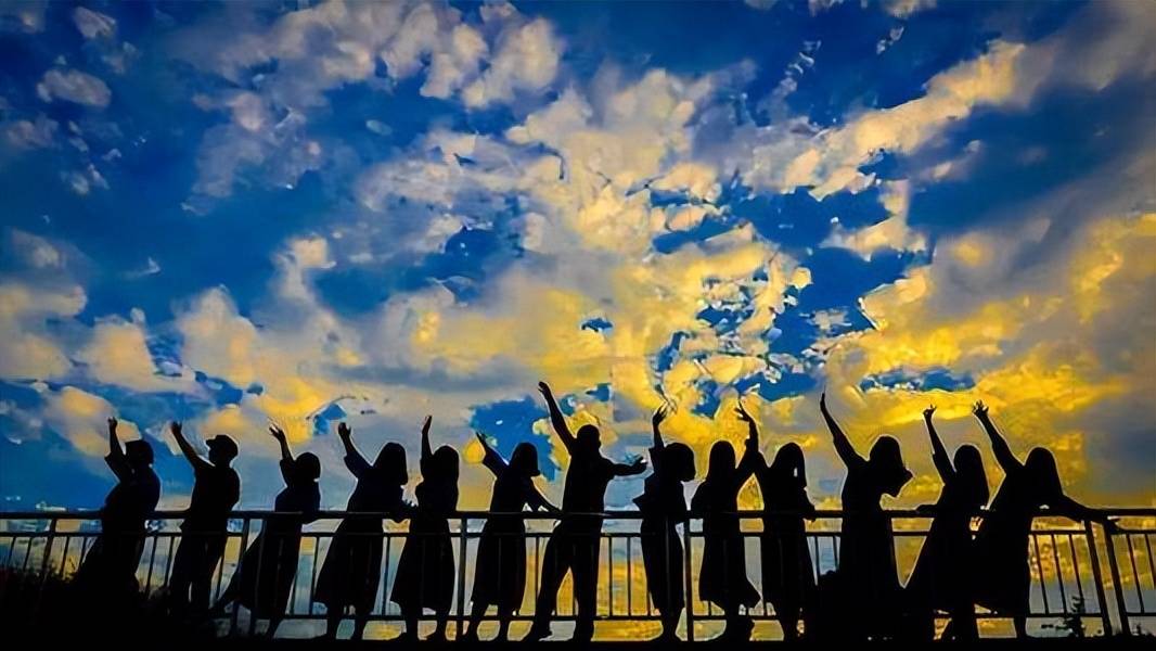 谷爱凌高中毕业,晒旅行照享受假期,"斯坦福准大学生"未来可期_时光