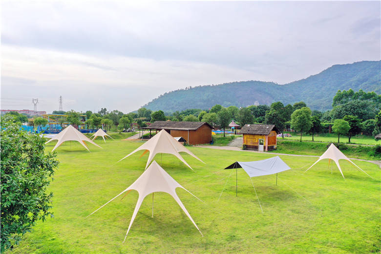 佛山渔耕文化园草地升起座座网红帐篷露营野餐端午续集开启