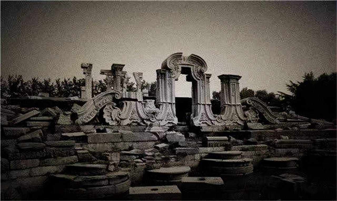 再到乾隆年间更是连番扩建,可以说圆明园是在清朝最鼎盛时期兴建起来