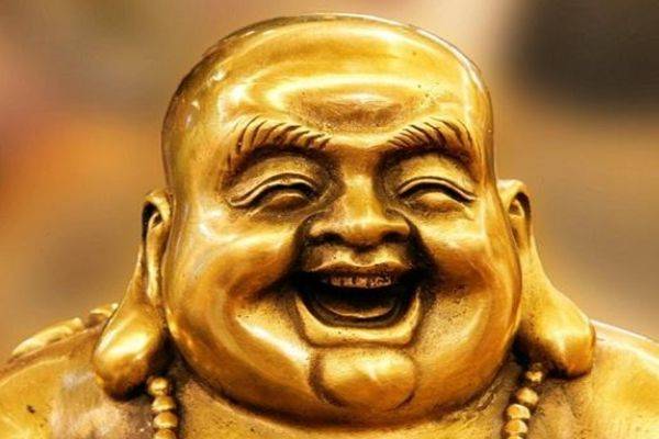 梦见一桶屎，是晦气缠身还是转运前兆？解梦背后的深层心理密码