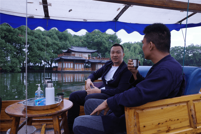 浸润于「西湖时间」,不刻意的杭州_任天_城市_什么