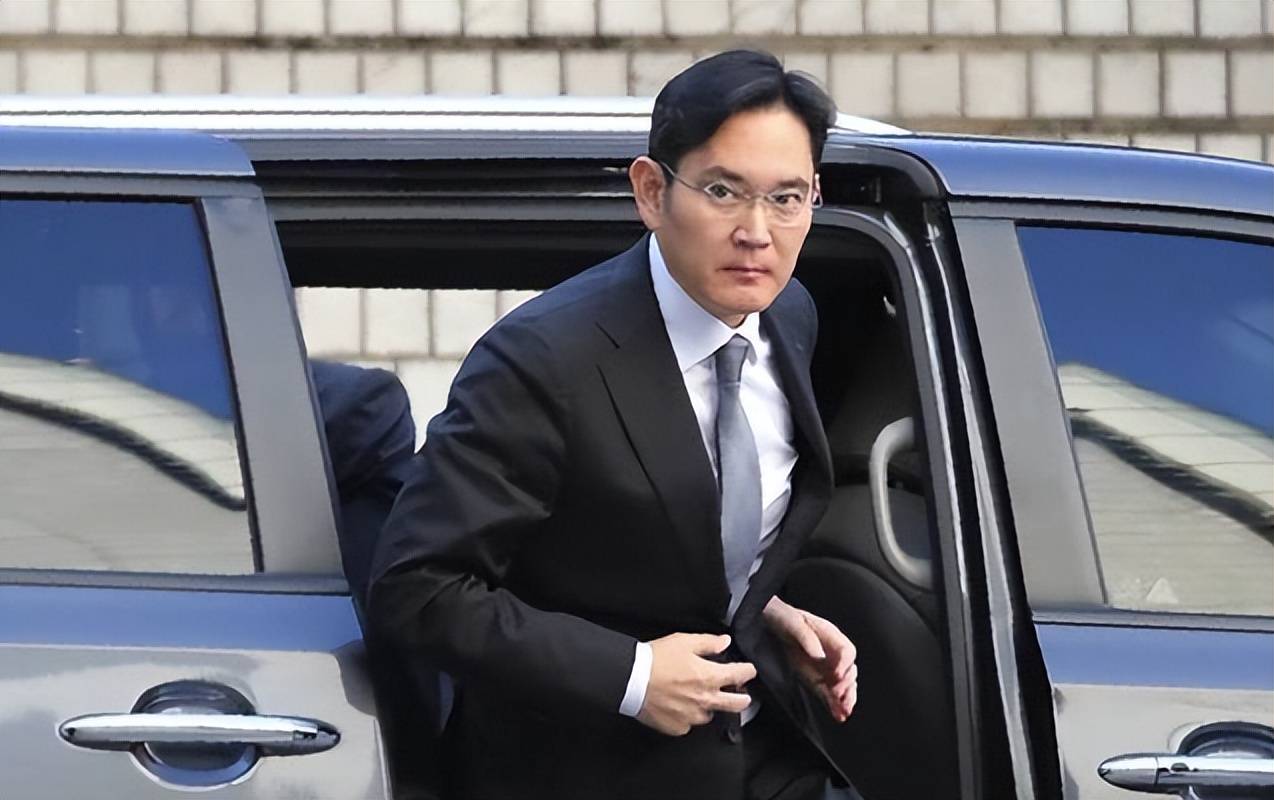 三星掌门李在镕:贿赂300亿韩元被捕入狱,为何美国也出面解围?