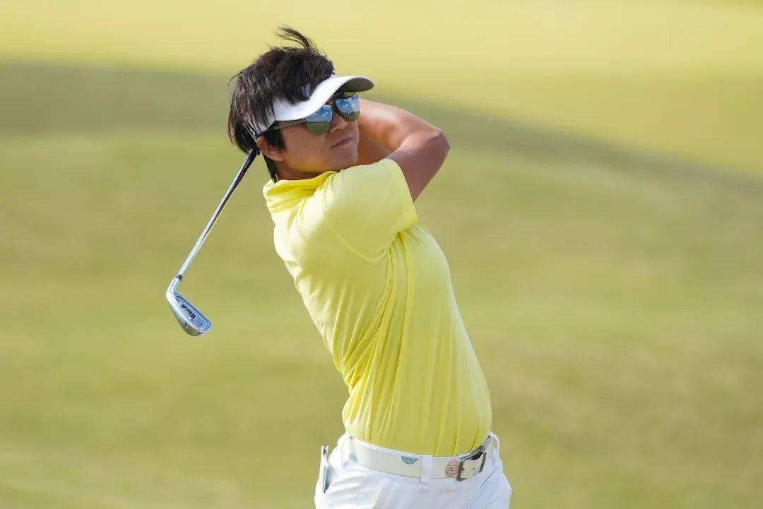 是教学总监也是大一新生魏芳的角色转变