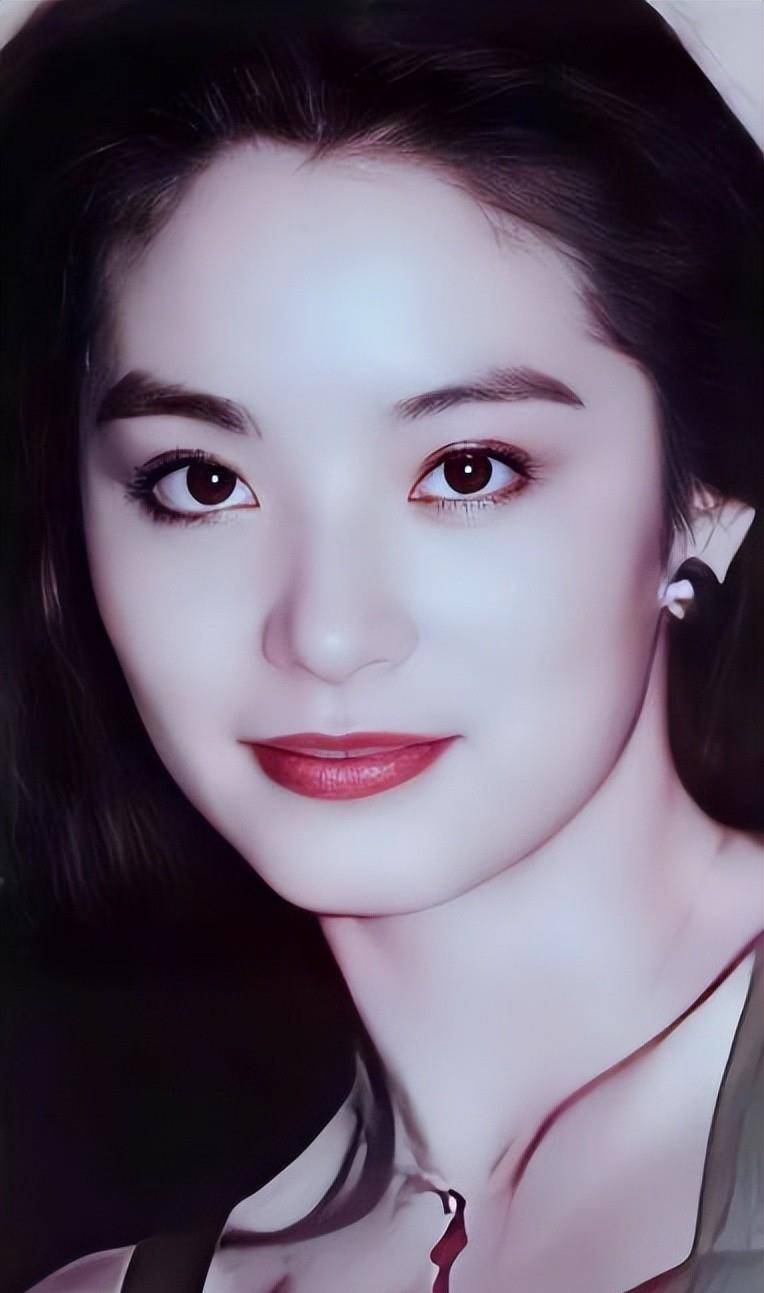 原创林青霞她的绝世容颜永远留在了黄金时代