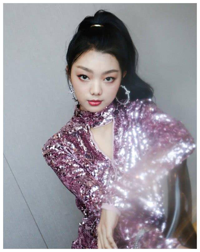 腿精是傅菁,当看到她之后,才知道啥叫真正的腿精_李紫婷_贾斯汀_穿着