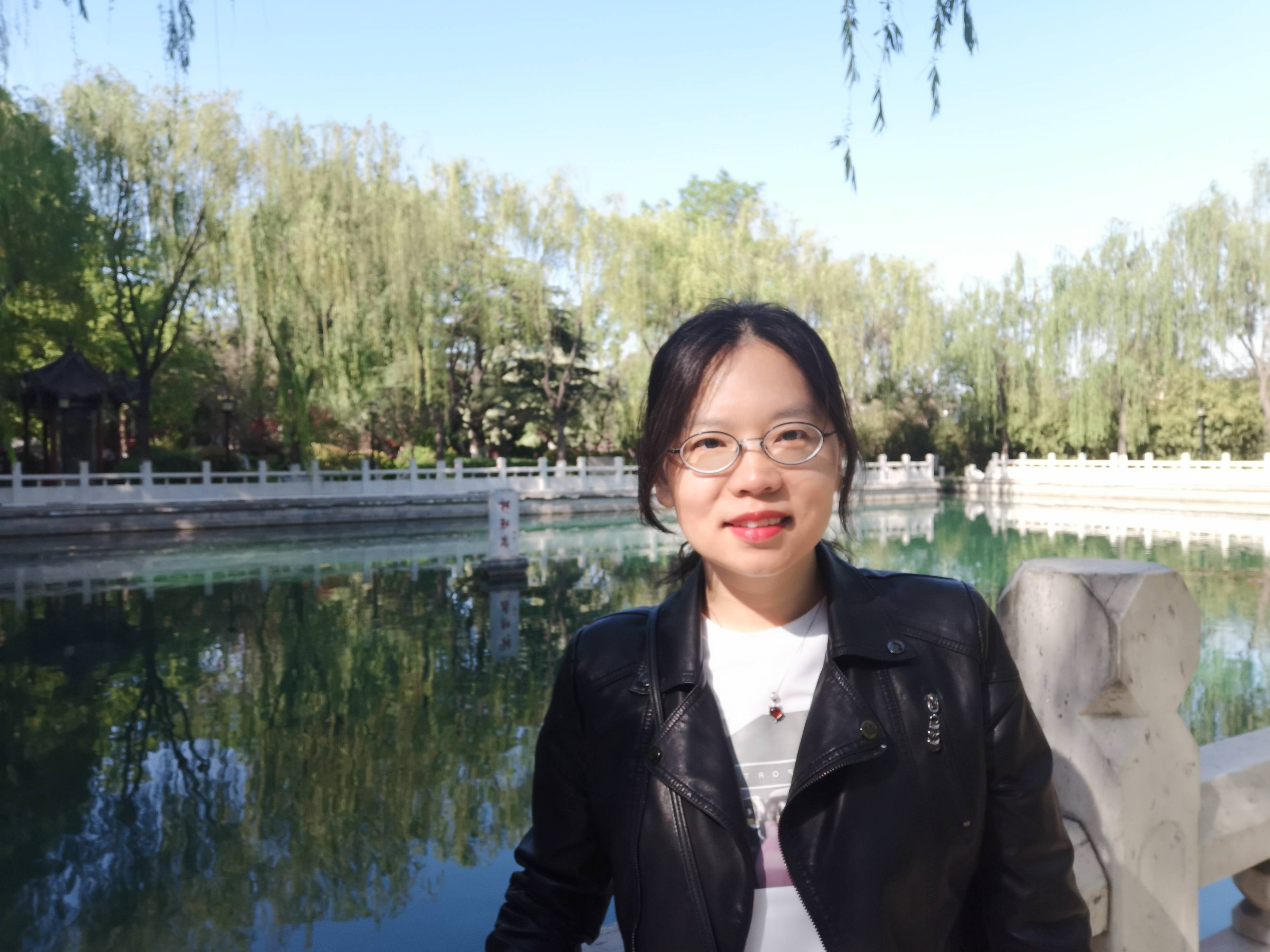 河南省实验文博学校高三语文备课组长潘聪老师一,厚植家国情怀,立意