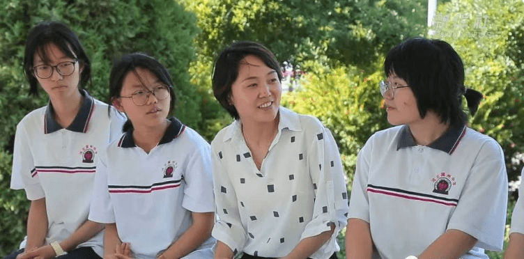 衡水市冀州中学教师夫妻筵彩霞和李曦登上新华社全媒_冀中_高三_高考