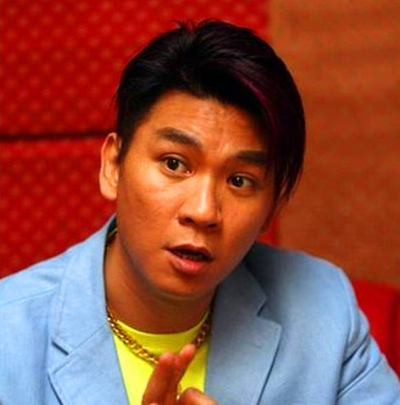 在当时的电影界,黄子扬和成奎安,张耀扬等人并称为香港荧幕的十大奸角