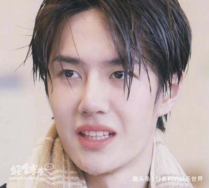 原创王一博素颜无滤镜照片曝光素颜状态下的他还帅吗