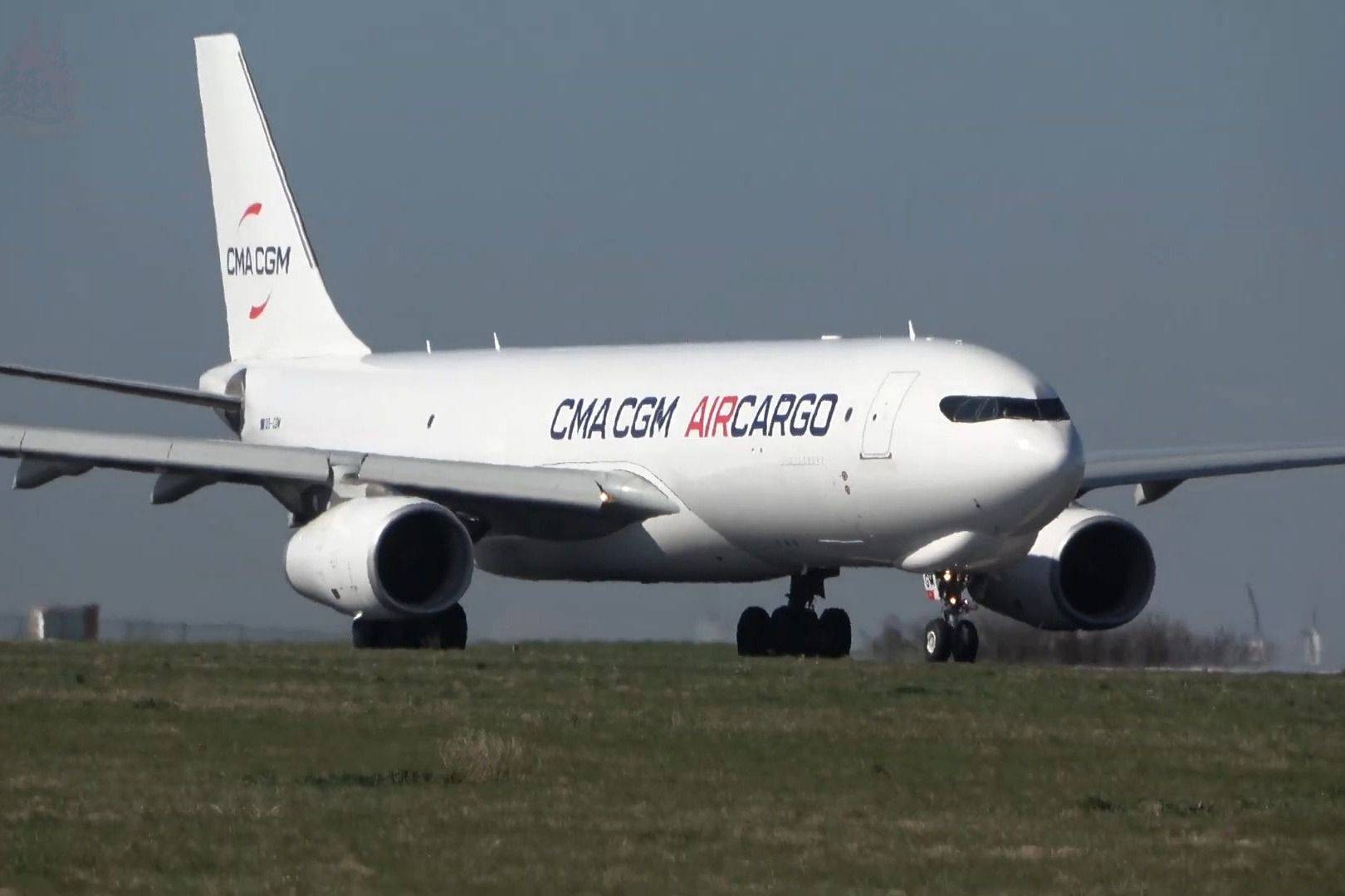 机械之美,一起来空客a330货机起飞过程,解压._货机_空客_起飞